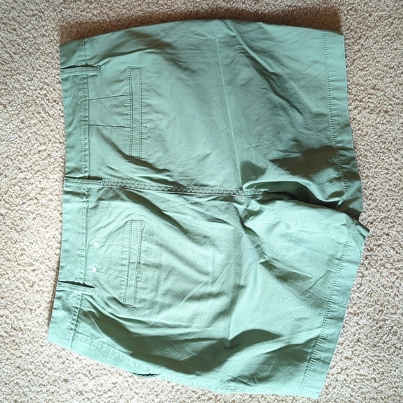 Talbots Green Relaxed Chino 6" Shorts Size 10 Petite - Picture 4 of 5